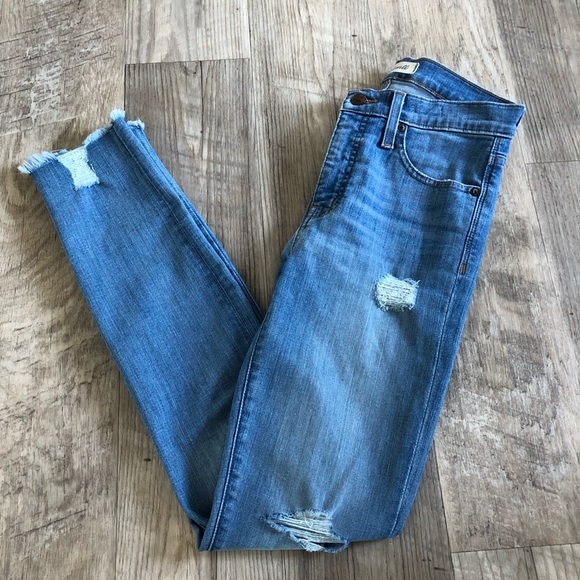 Madewell 9” High-Rise Skinny Jeans. - Picture 2 of 8